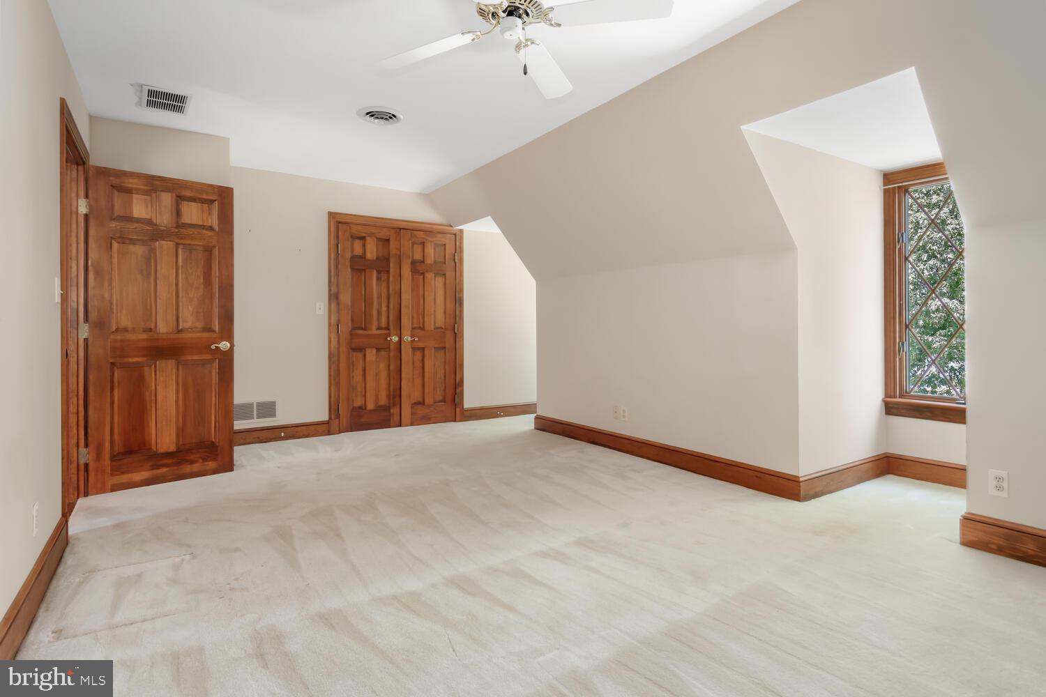 TUNIS MILLS - Residential