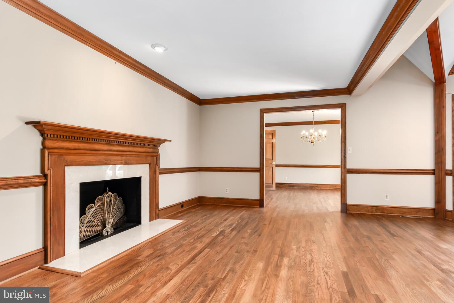 TUNIS MILLS - Residential