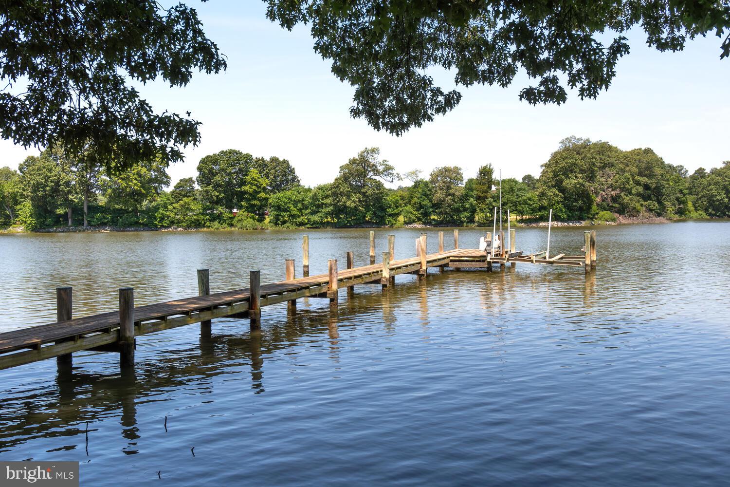 TUNIS MILLS - Residential