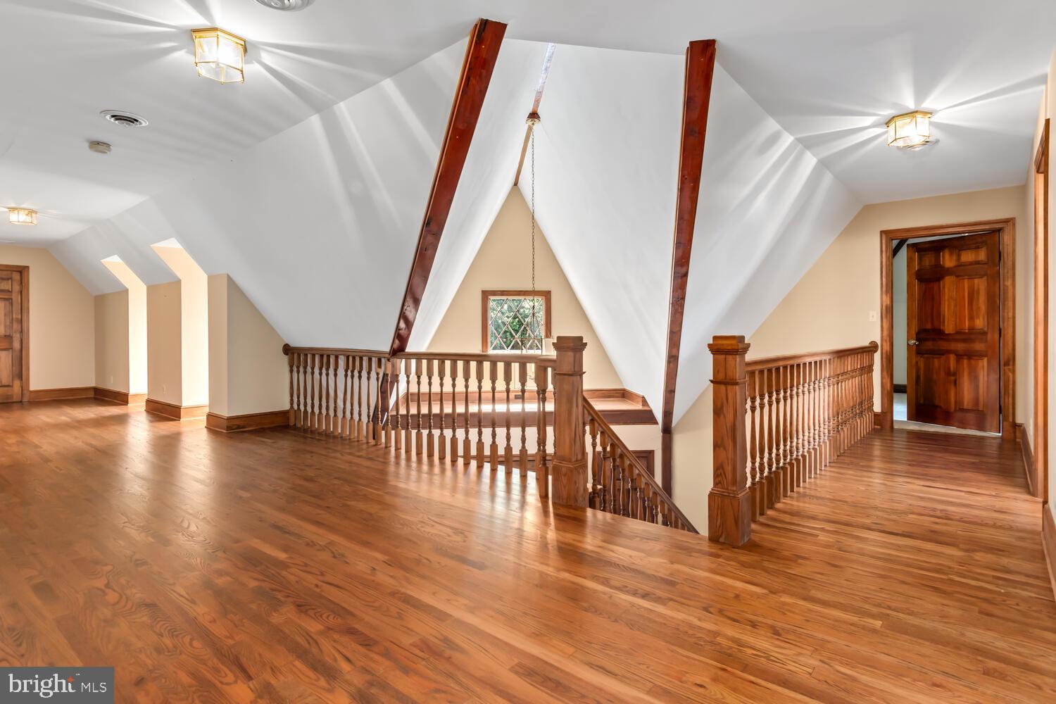 TUNIS MILLS - Residential