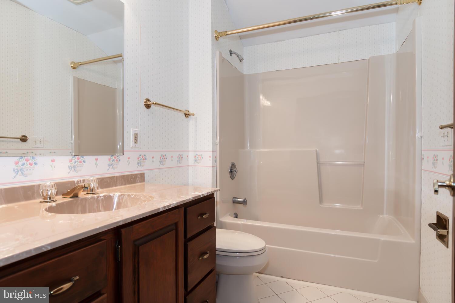 TUNIS MILLS - Residential