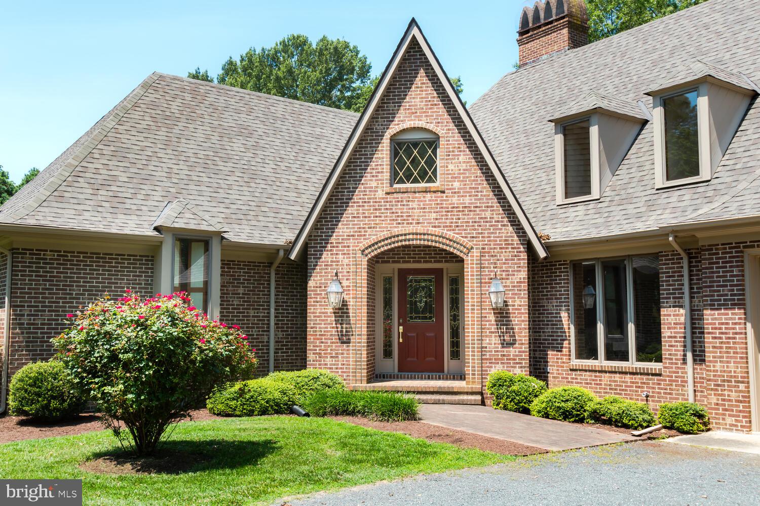 TUNIS MILLS - Residential