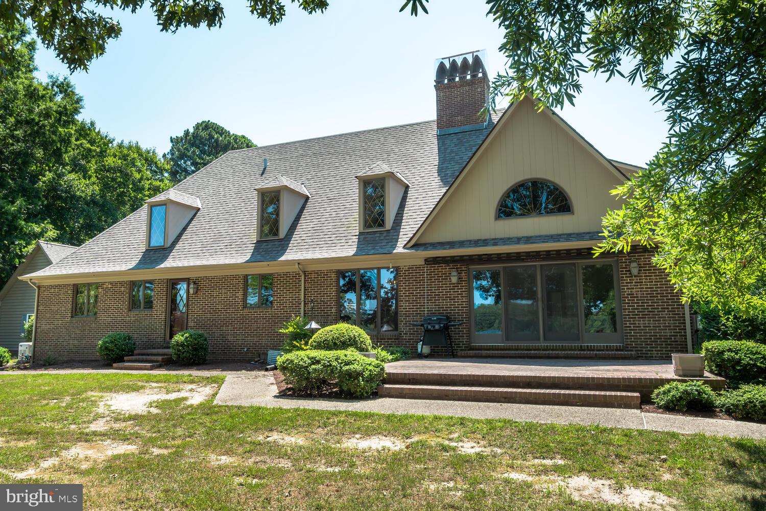 TUNIS MILLS - Residential