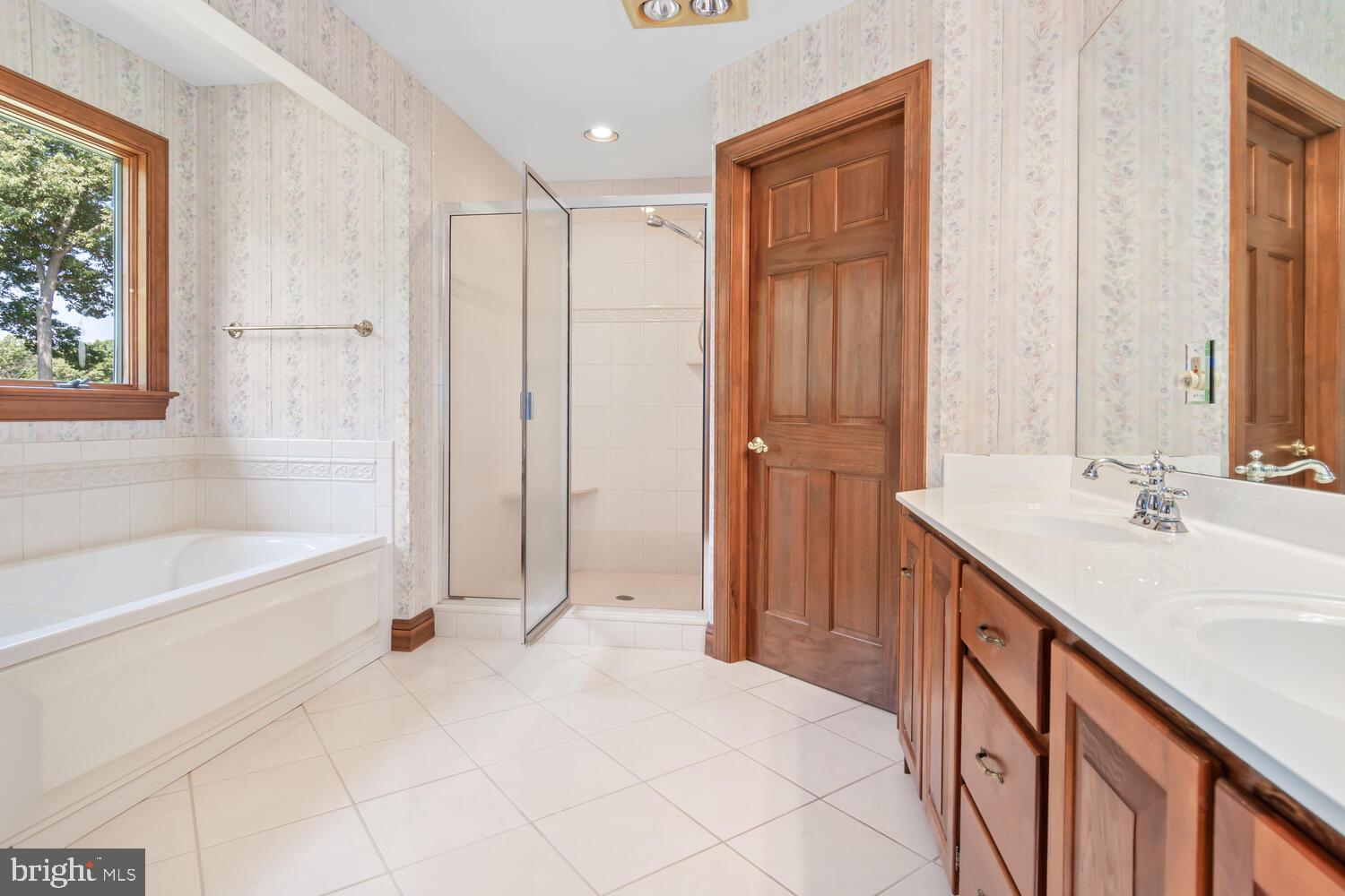 TUNIS MILLS - Residential