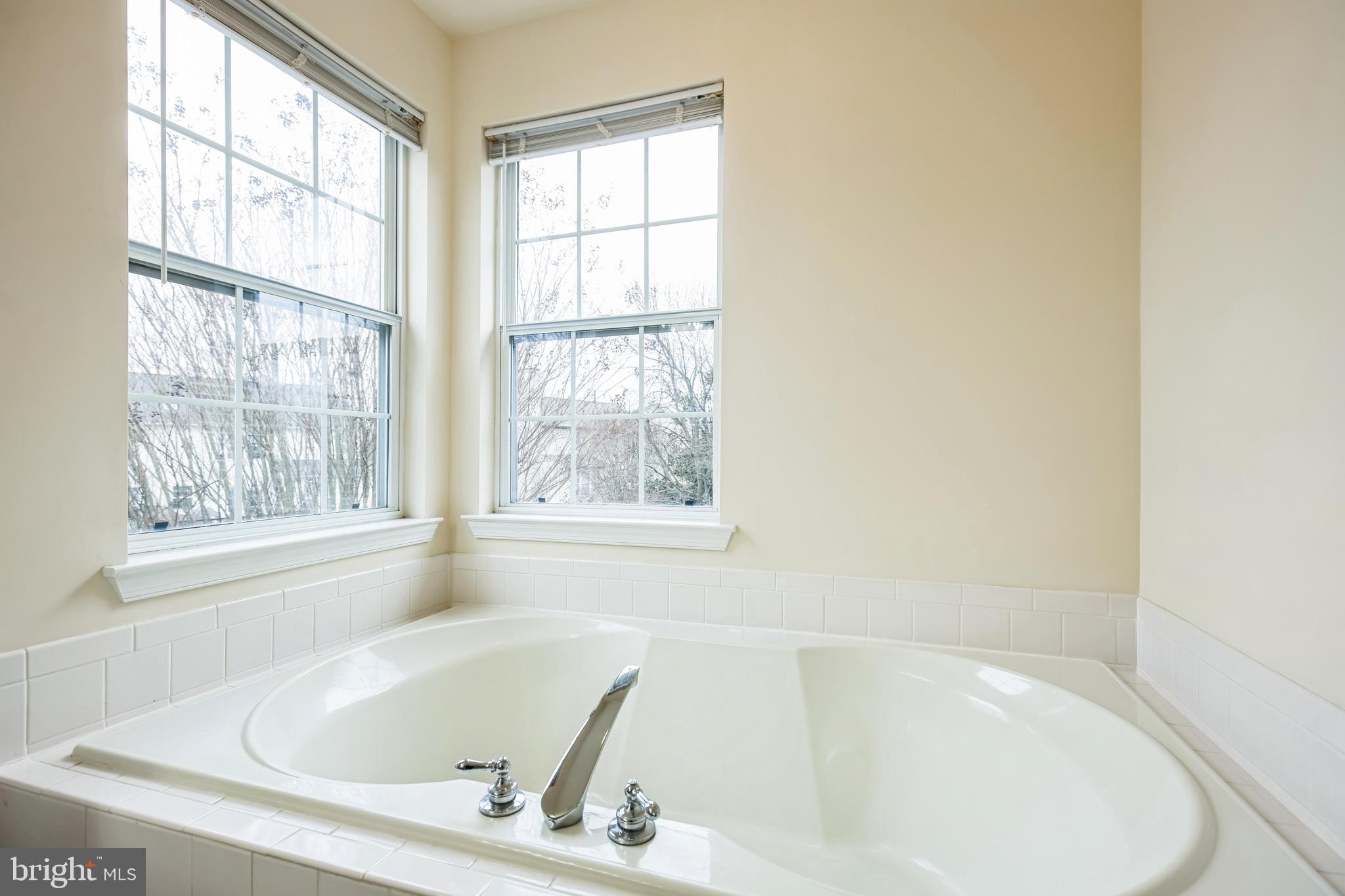 CHAPMAN FARM - Residential