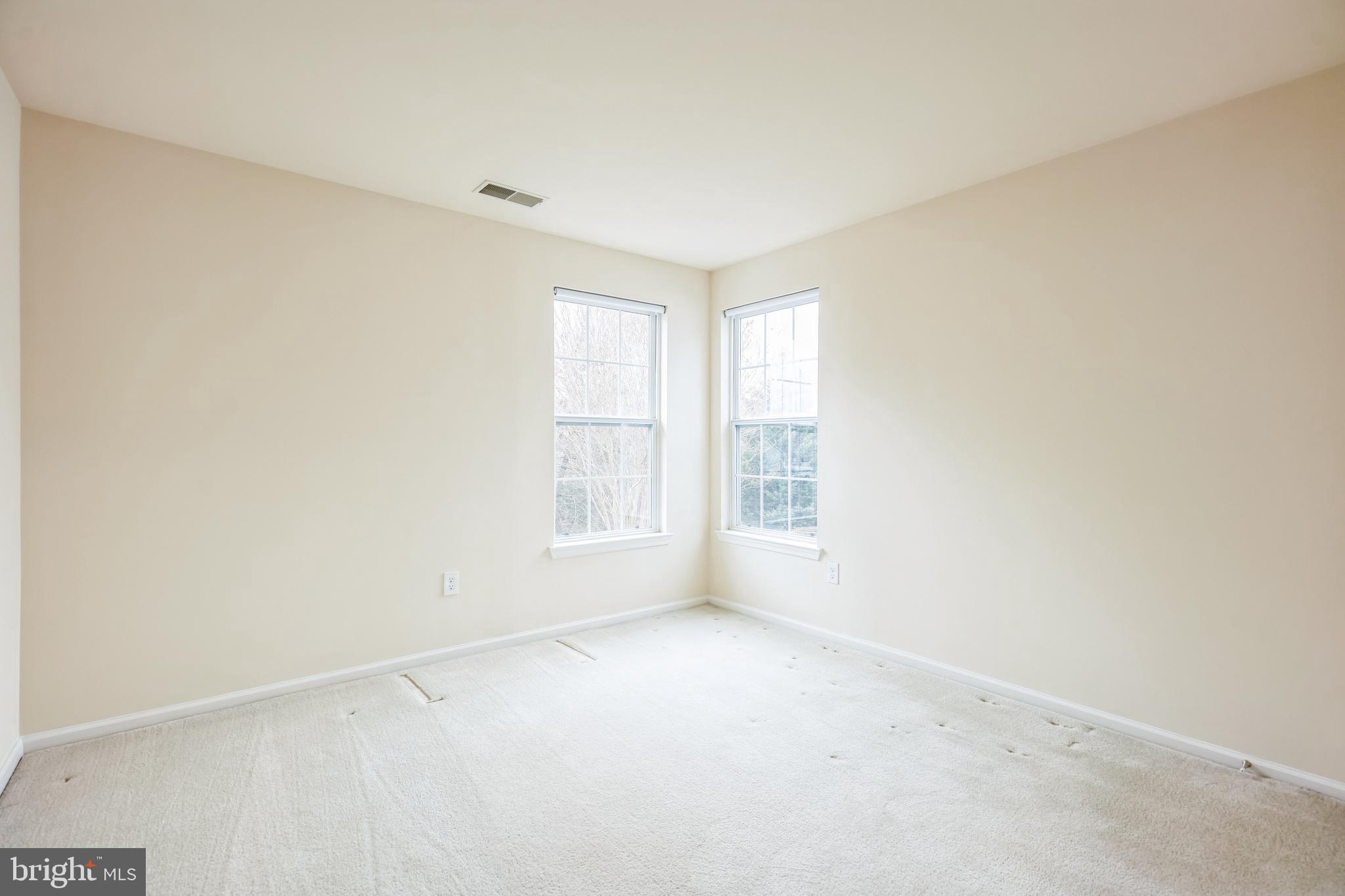 CHAPMAN FARM - Residential