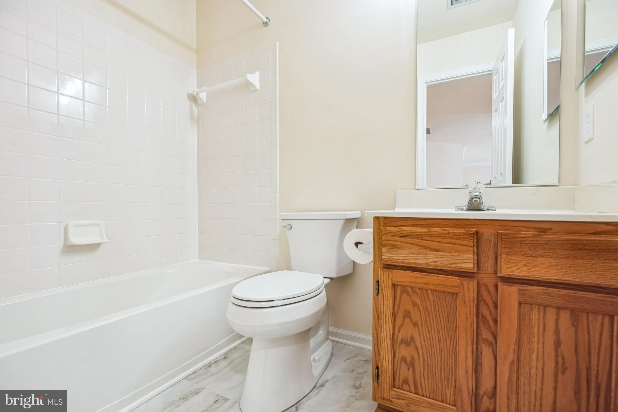 CHAPMAN FARM - Residential