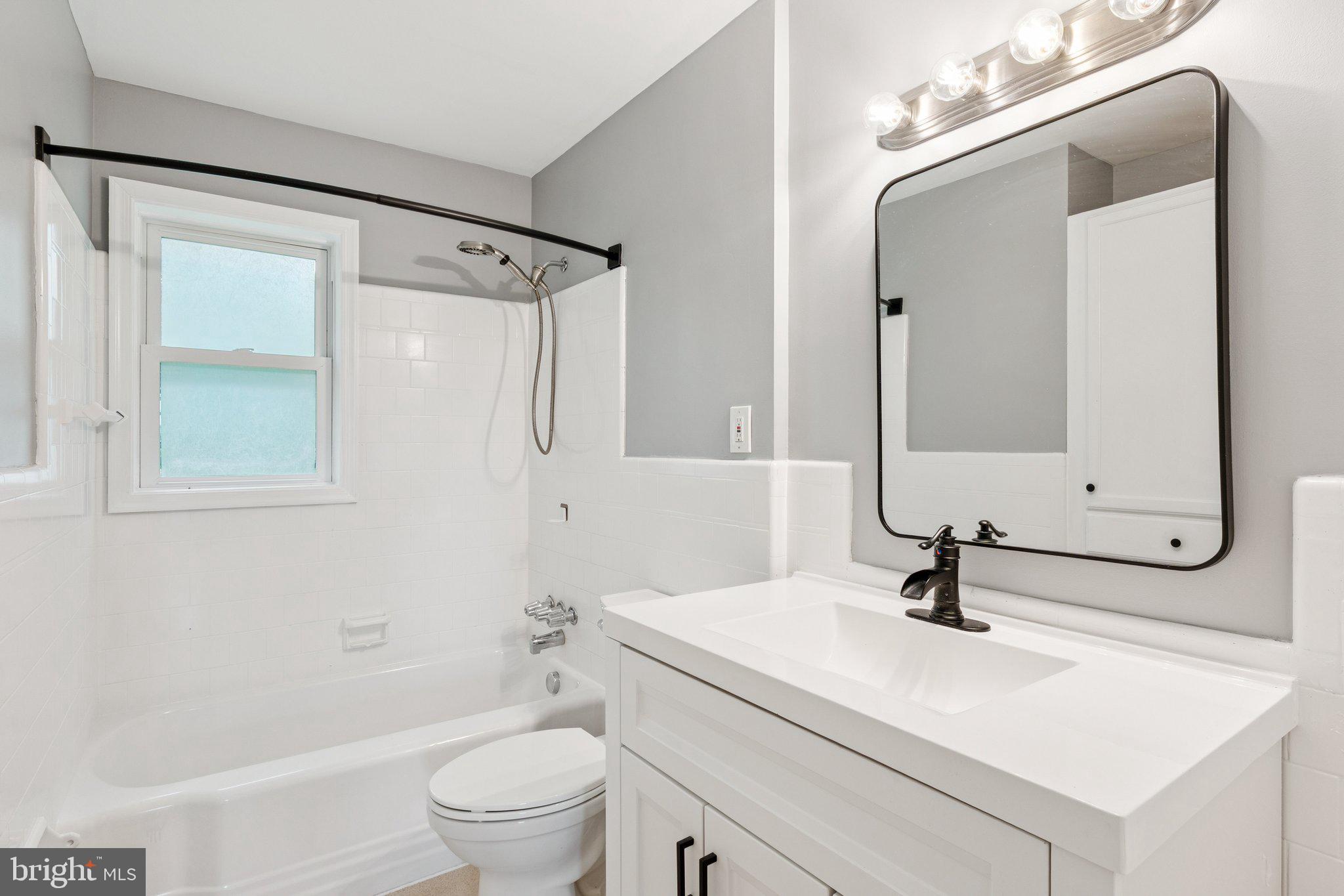 MONROVIA - Residential