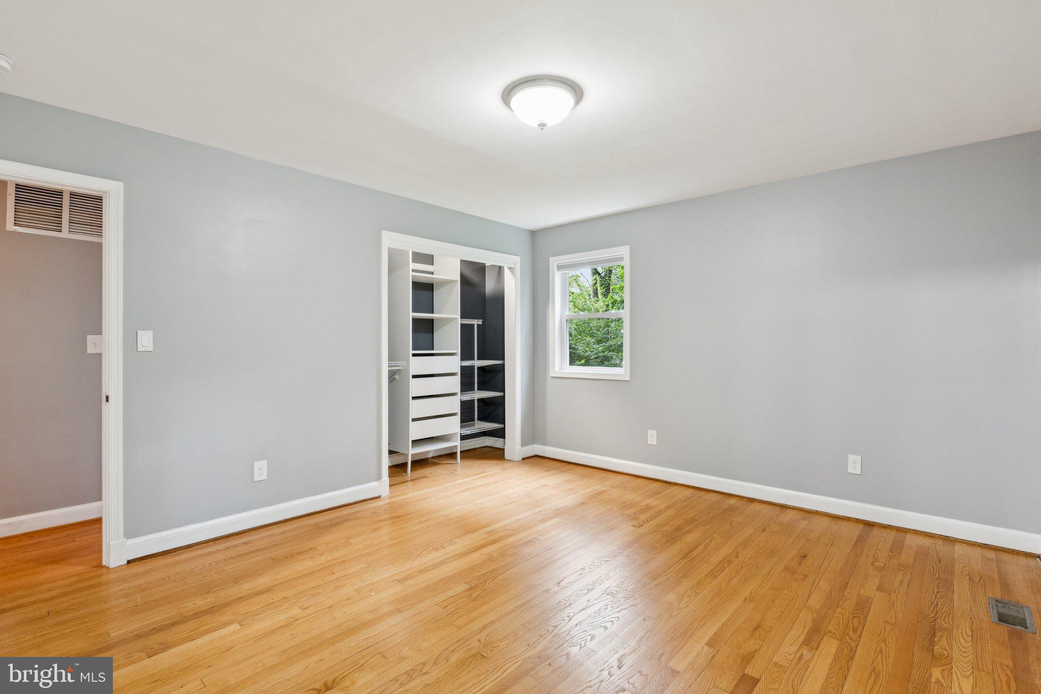 MONROVIA - Residential