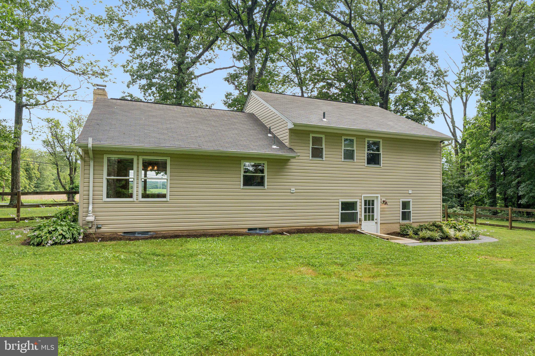 MONROVIA - Residential