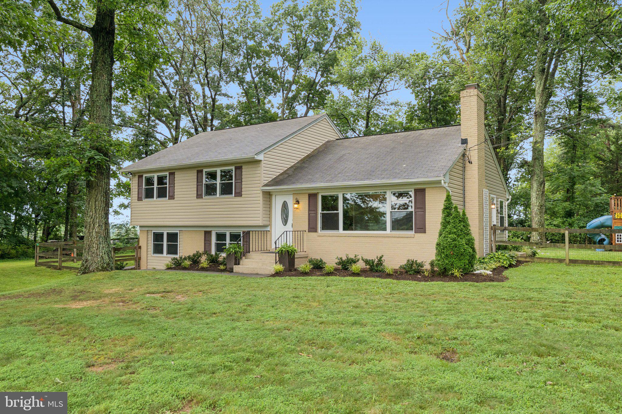 MONROVIA - Residential