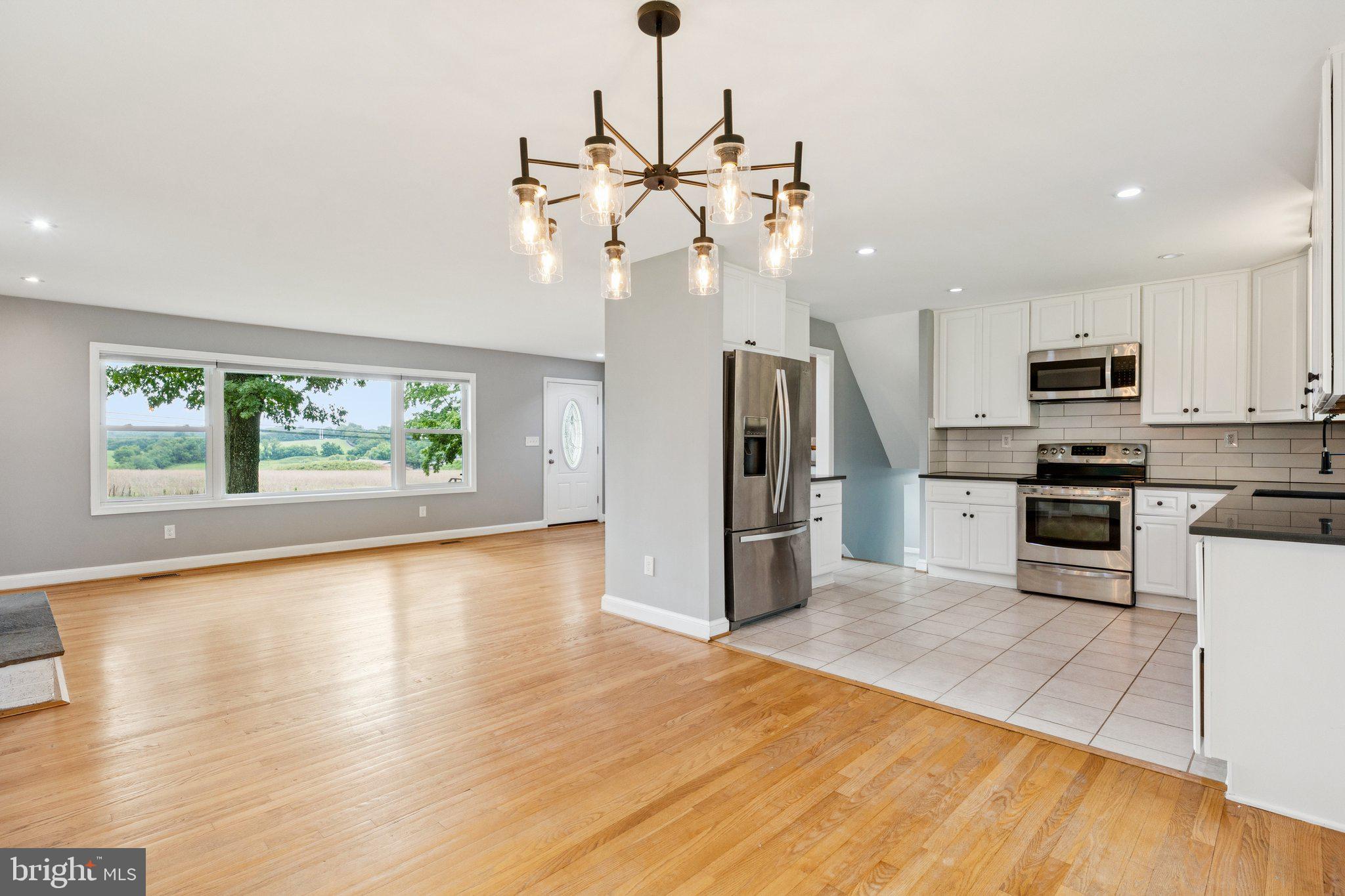 MONROVIA - Residential