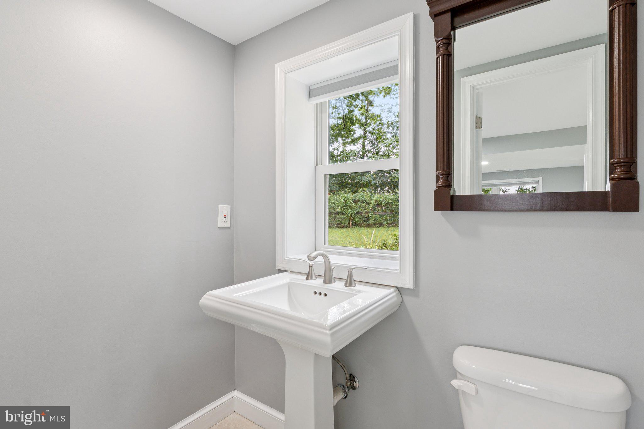 MONROVIA - Residential