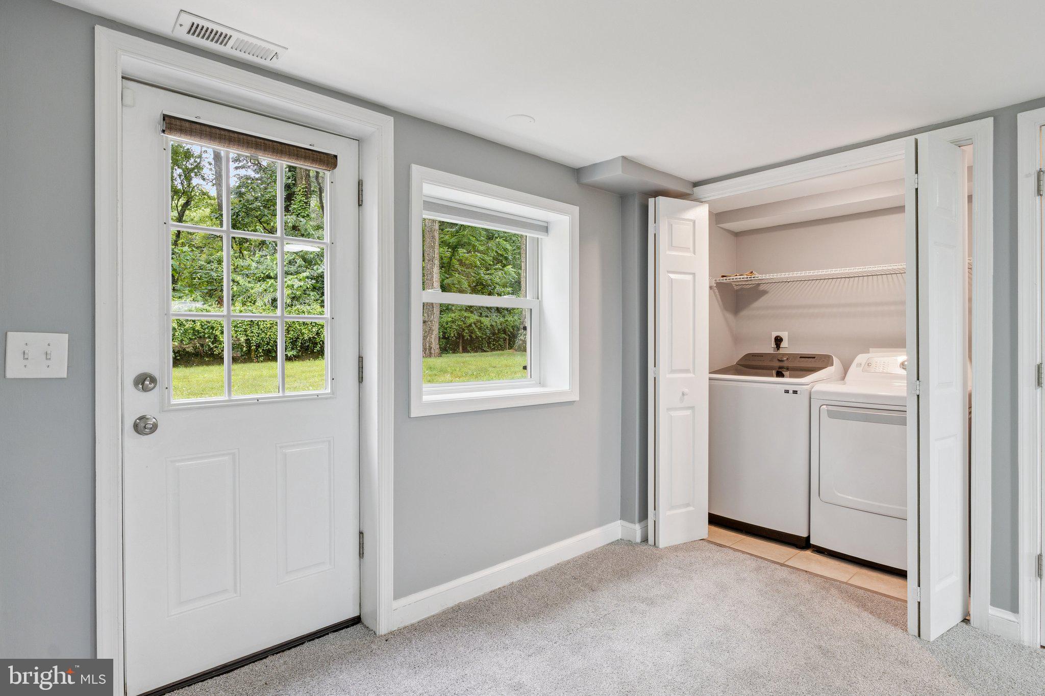 MONROVIA - Residential