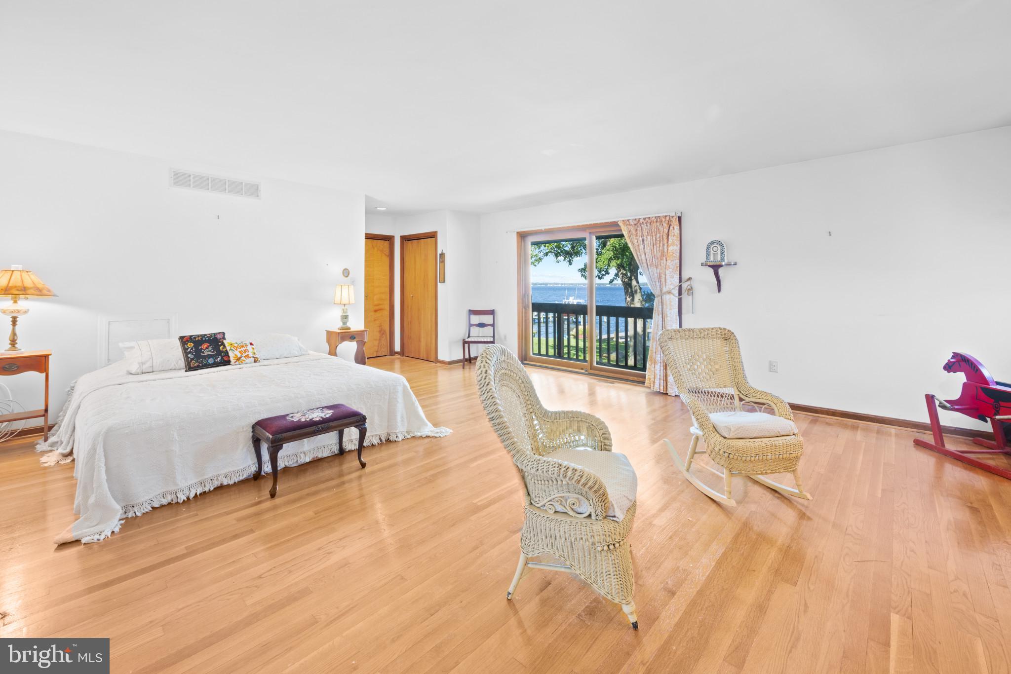 SHORE ACRES - Residential