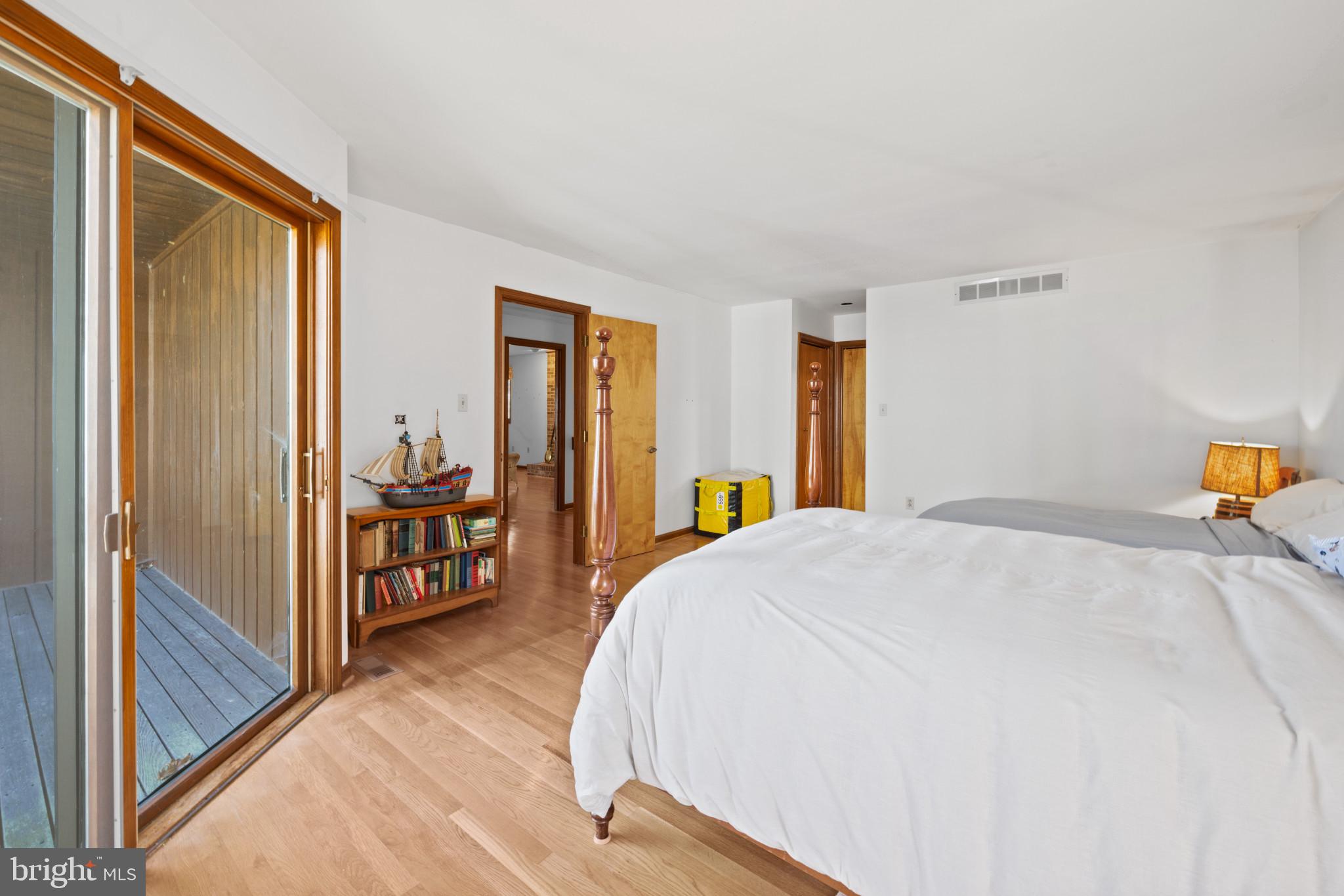 SHORE ACRES - Residential