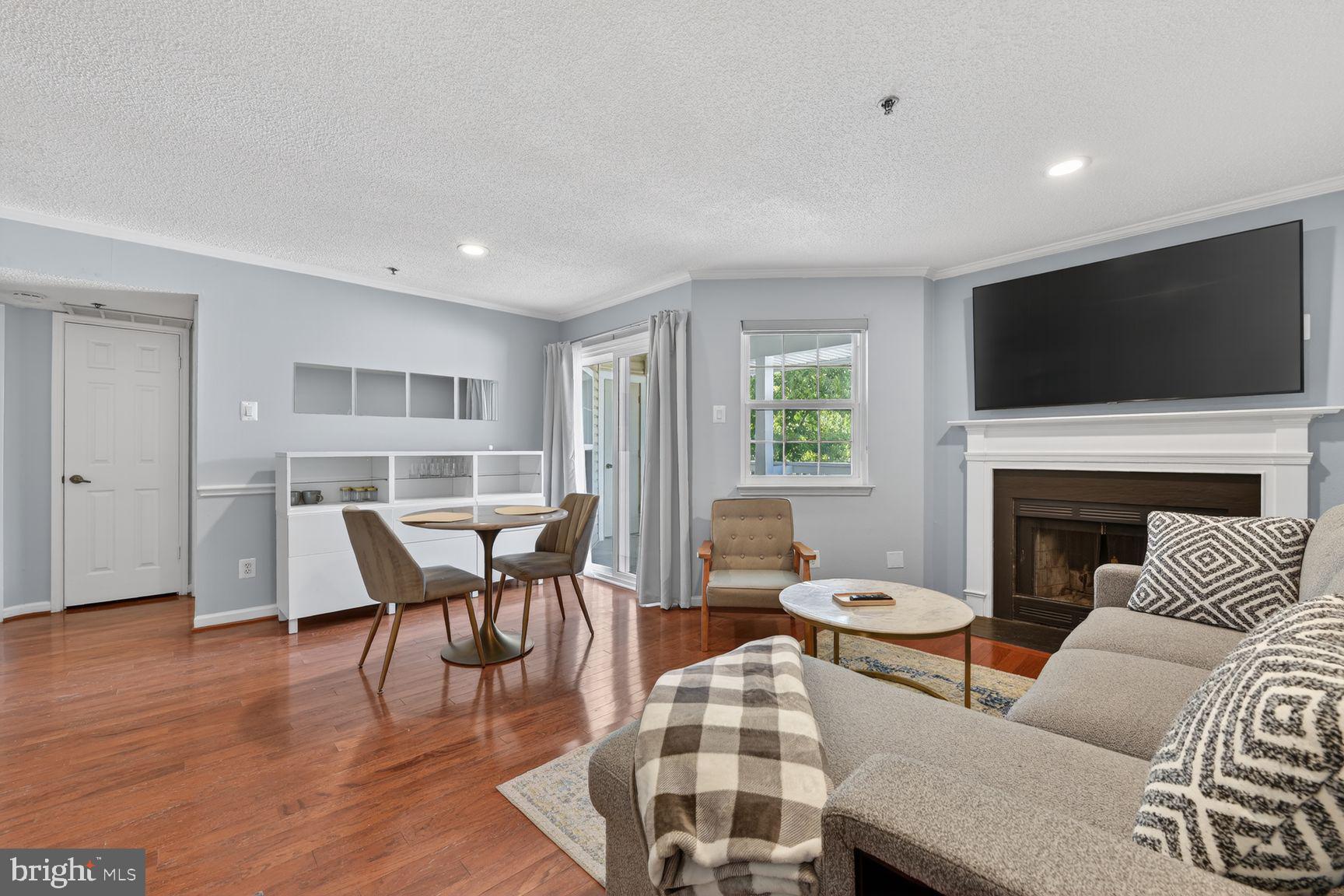1524 LINCOLN WAY 416