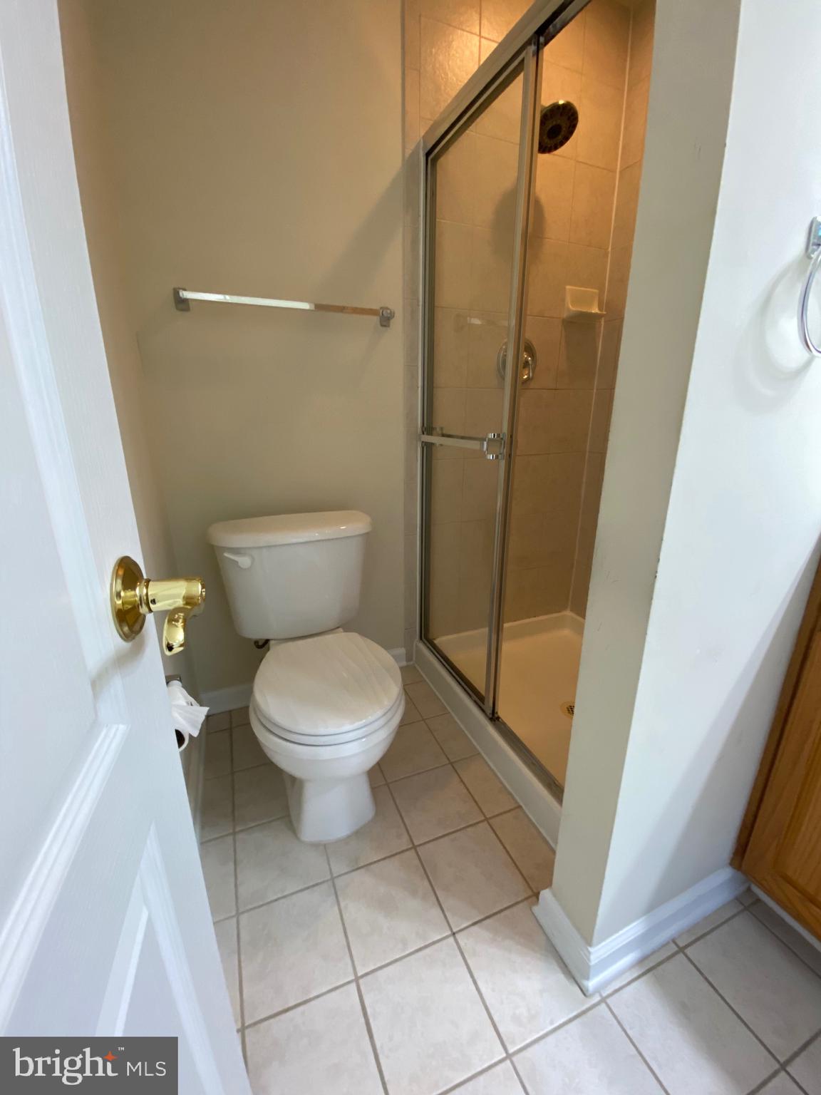 BELVEDERE GLEN - Residential Lease