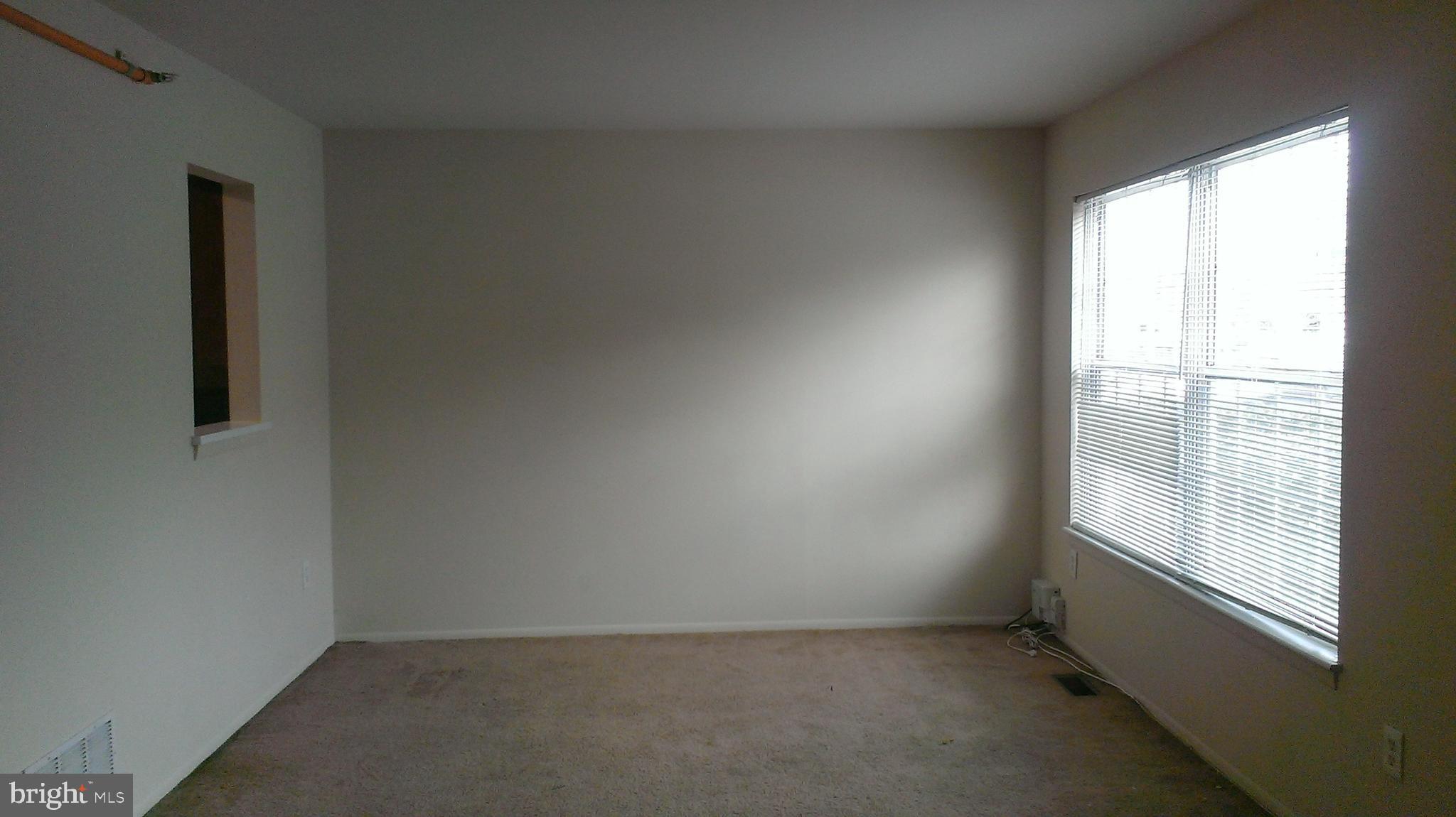 LAKELAND PARK - Residential Lease