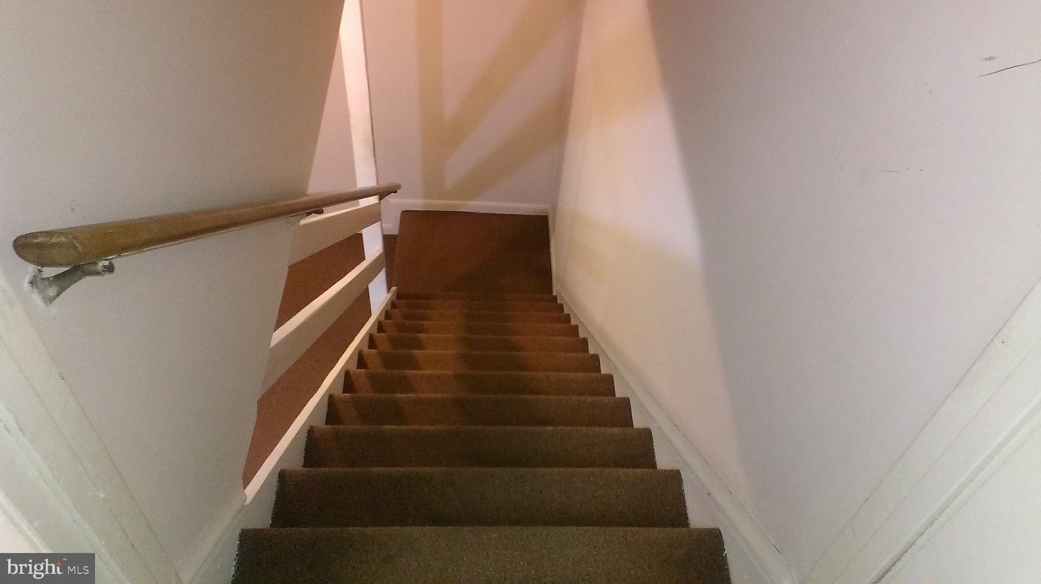 LAKELAND PARK - Residential Lease