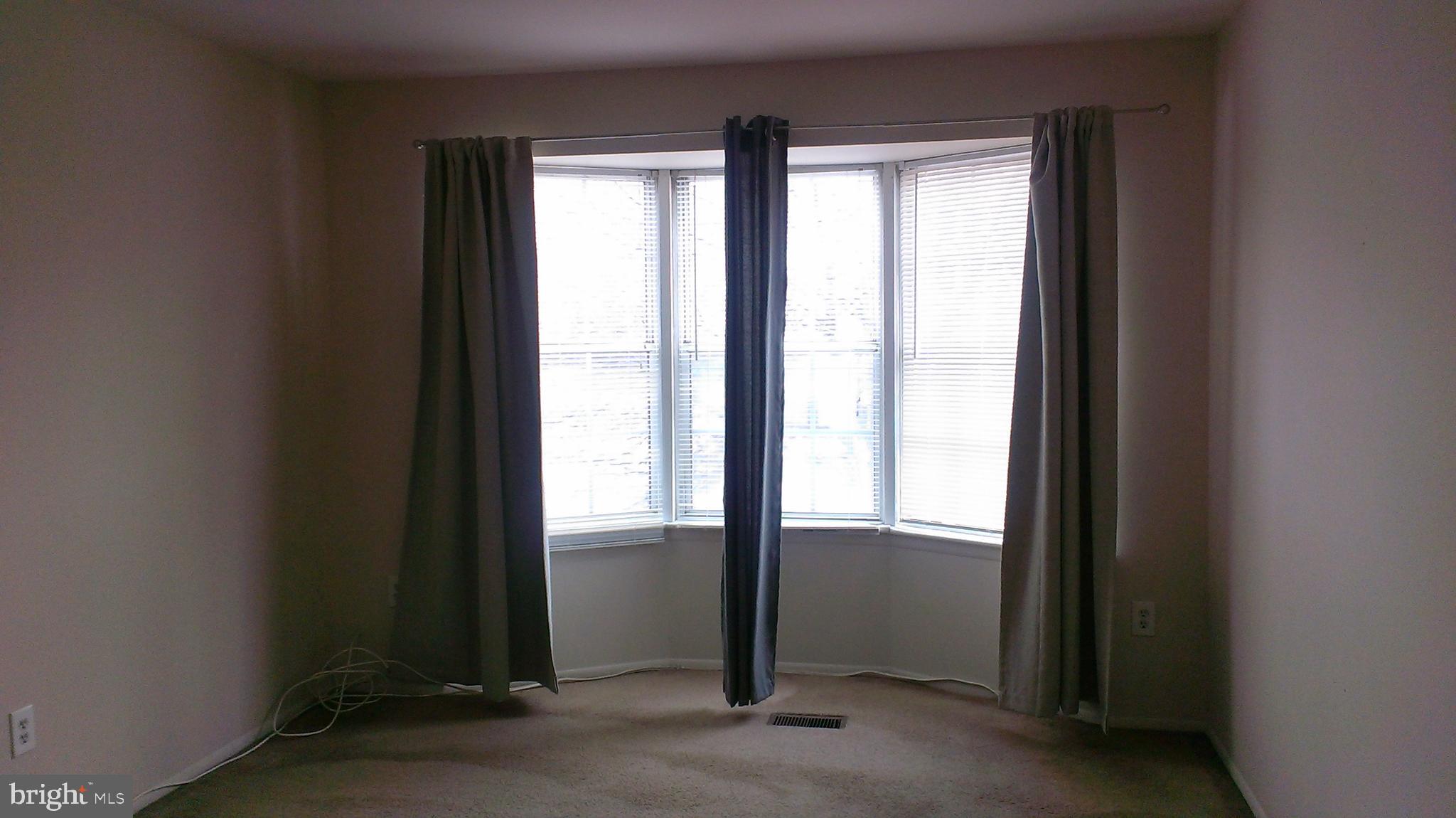 LAKELAND PARK - Residential Lease