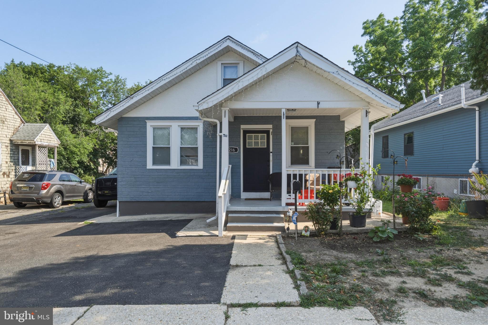 Photo 1 of 25 — 216 W MONTROSE STREET, VINELAND, NJ 08360