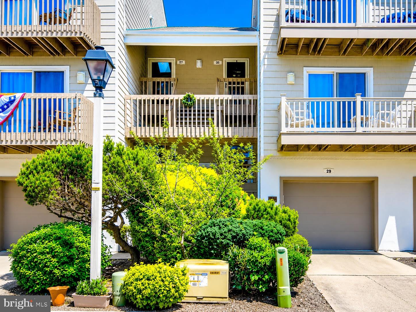 27 SEASIDE ROAD