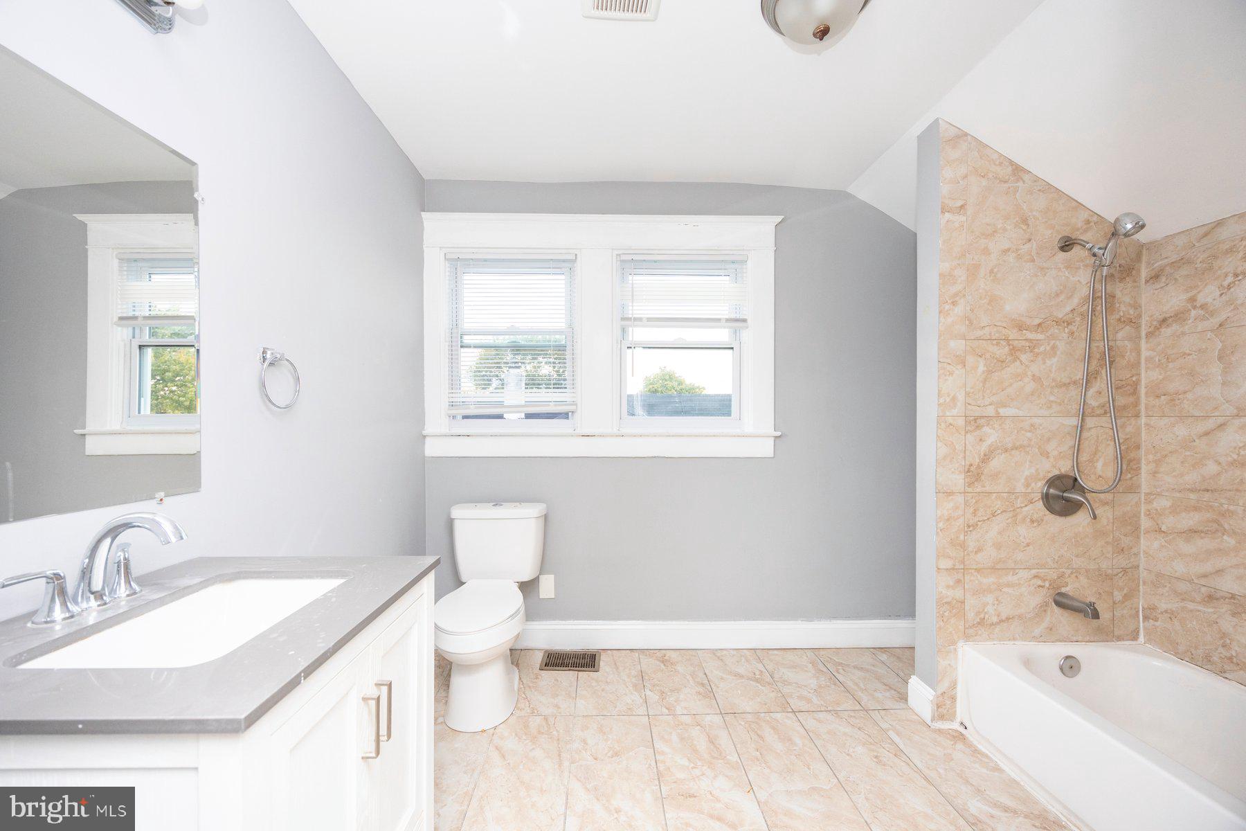 LAURAVILLE HISTORIC DISTRICT - Residential Lease