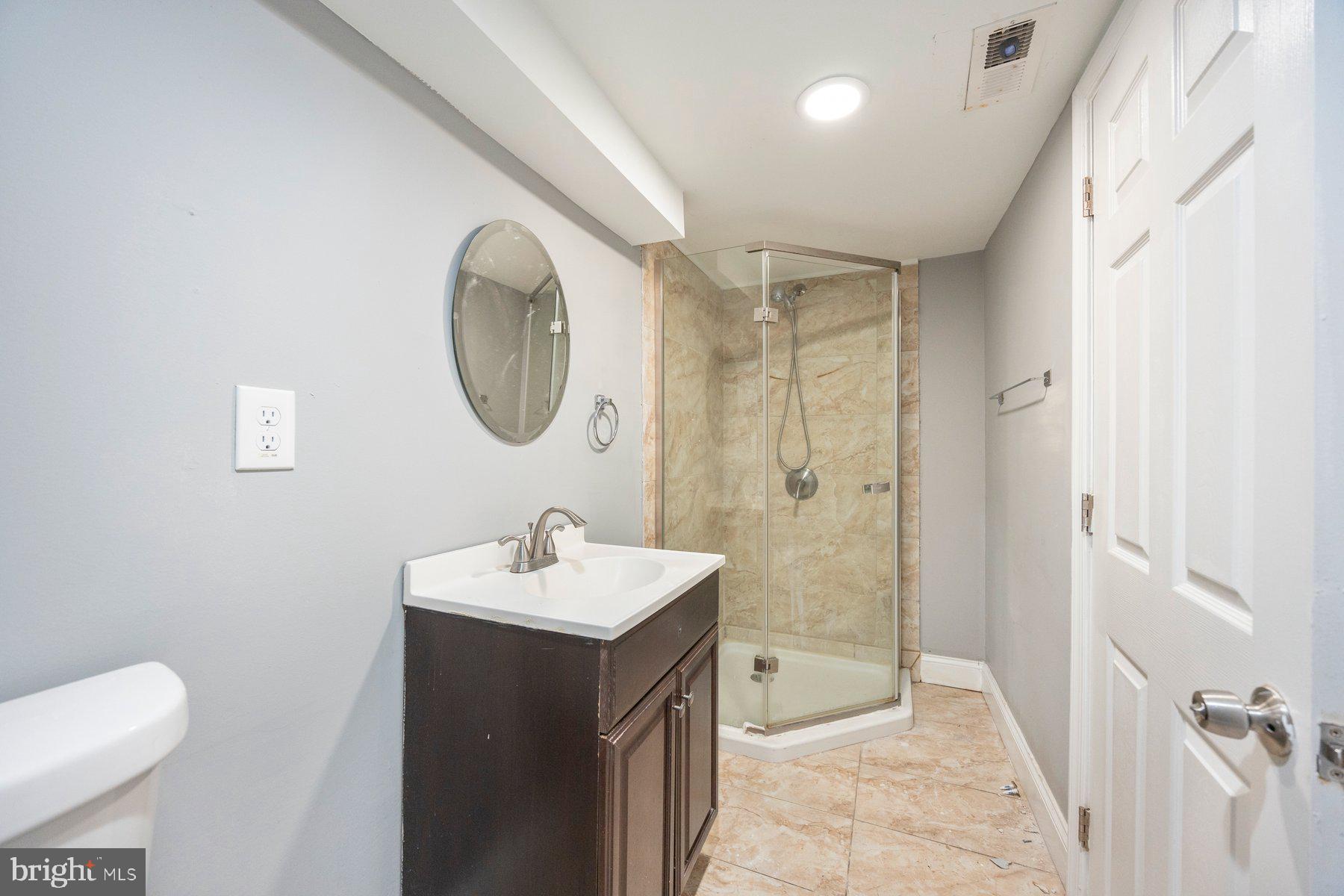 LAURAVILLE HISTORIC DISTRICT - Residential Lease