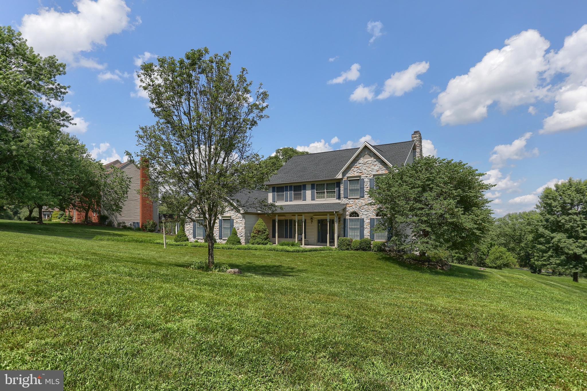 75 AUTUMNWOOD DRIVE