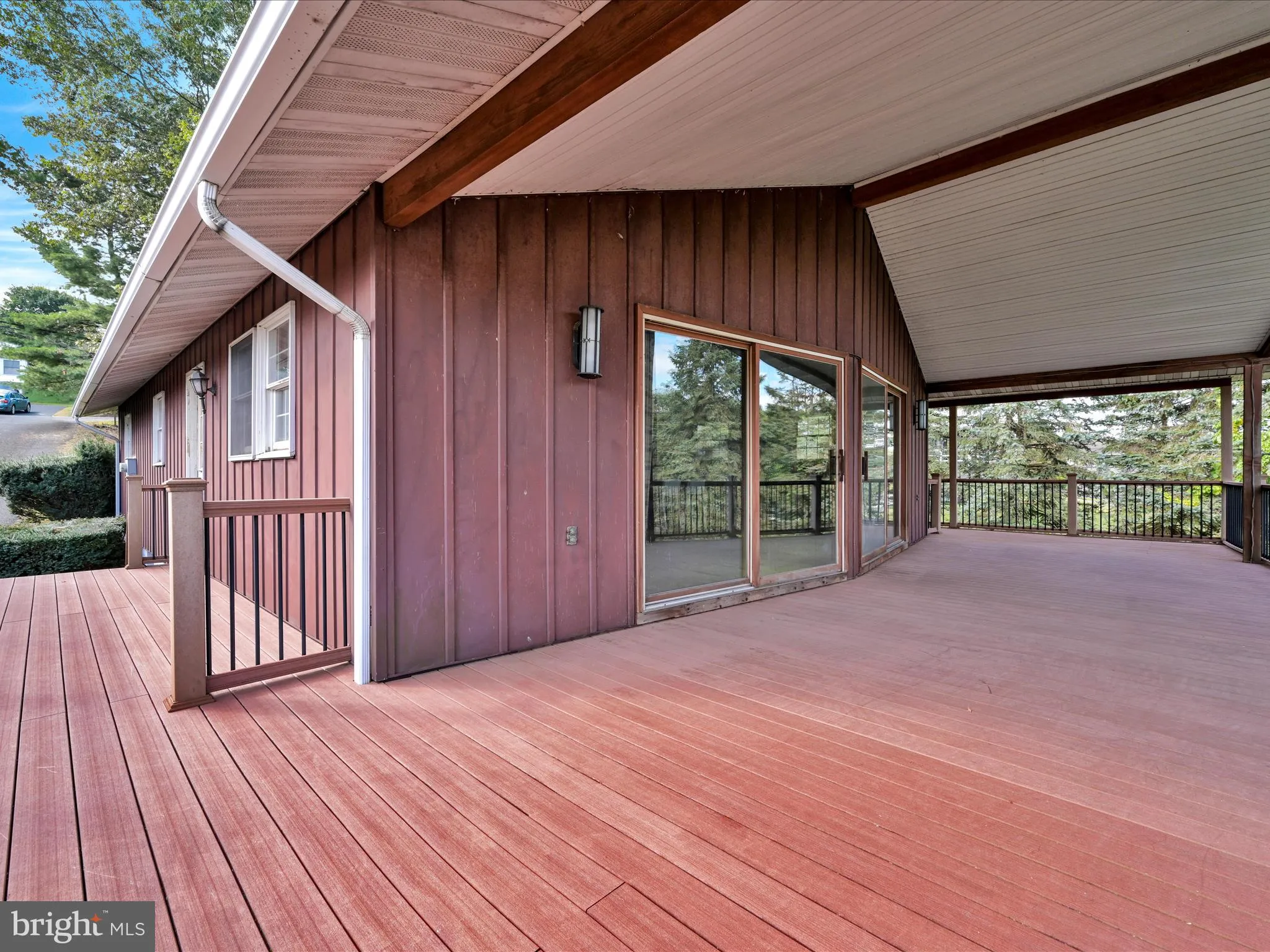 Auburn, Pennsylvania 17922, United States, 3 Bedrooms Bedrooms, ,2 BathroomsBathrooms,Residential,Pending,211274