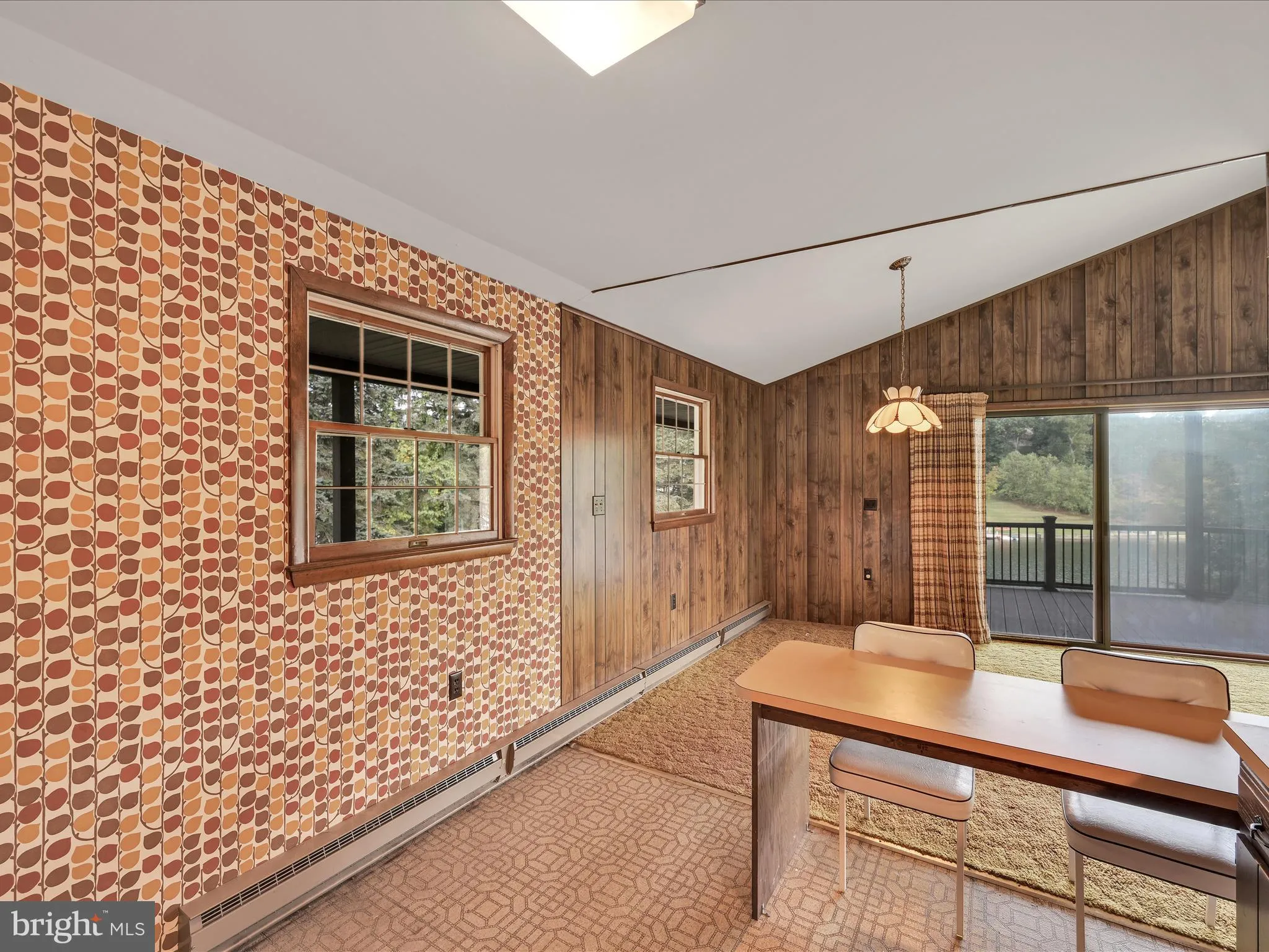 Auburn, Pennsylvania 17922, United States, 3 Bedrooms Bedrooms, ,2 BathroomsBathrooms,Residential,Pending,211274