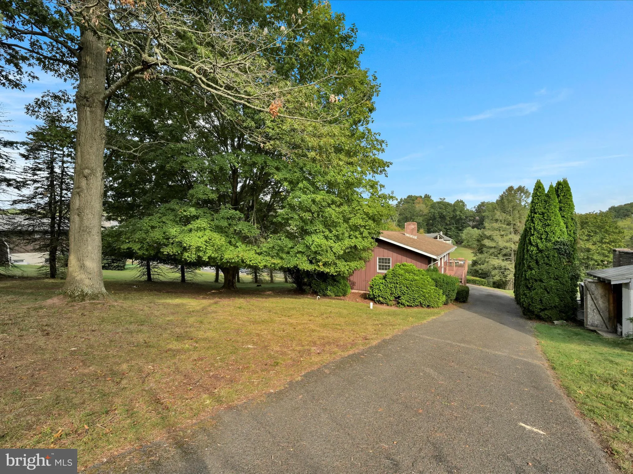 Auburn, Pennsylvania 17922, United States, 3 Bedrooms Bedrooms, ,2 BathroomsBathrooms,Residential,Pending,211274