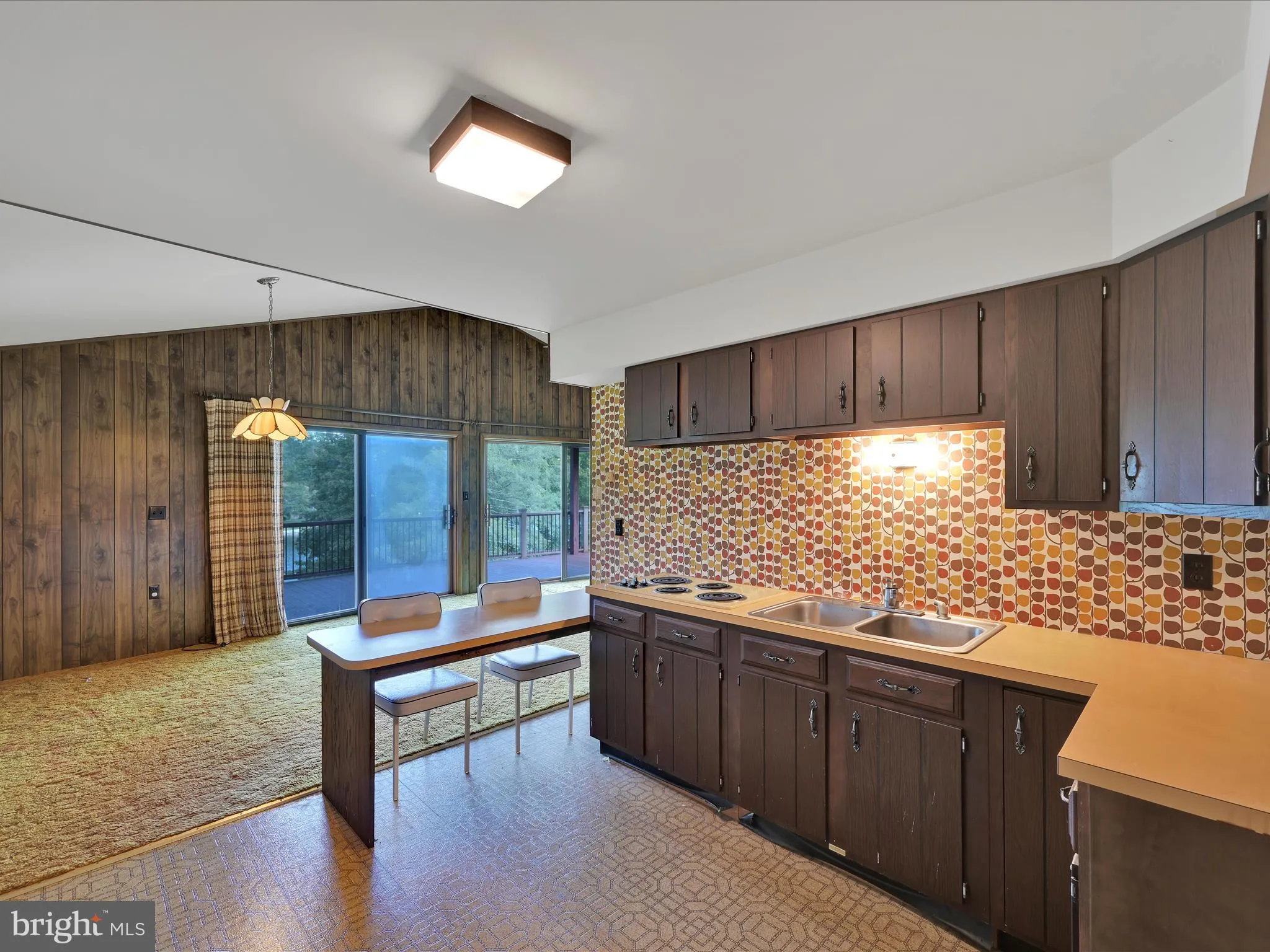 Auburn, Pennsylvania 17922, United States, 3 Bedrooms Bedrooms, ,2 BathroomsBathrooms,Residential,Pending,211274