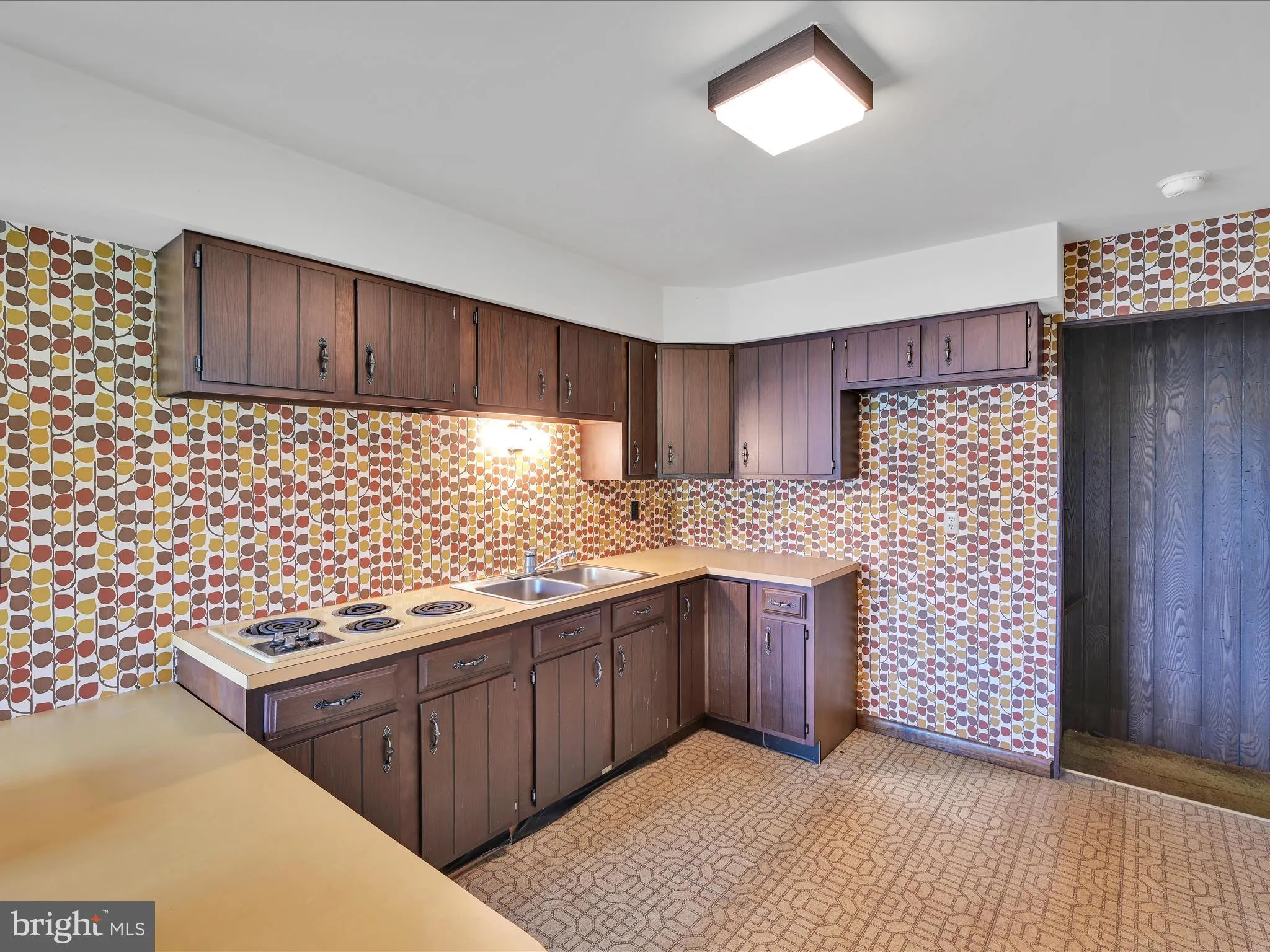 Auburn, Pennsylvania 17922, United States, 3 Bedrooms Bedrooms, ,2 BathroomsBathrooms,Residential,Pending,211274