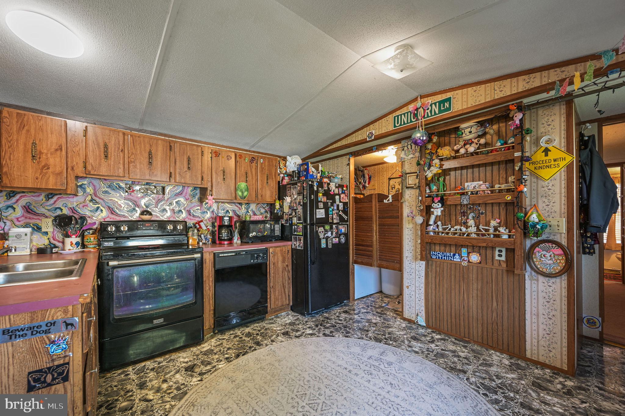 411 BALSAM DRIVE 411