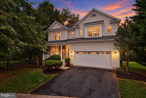 Photo of 13200 Beaver Terrace, ROCKVILLE, MD 20853 (MLS # MDMC2257700)