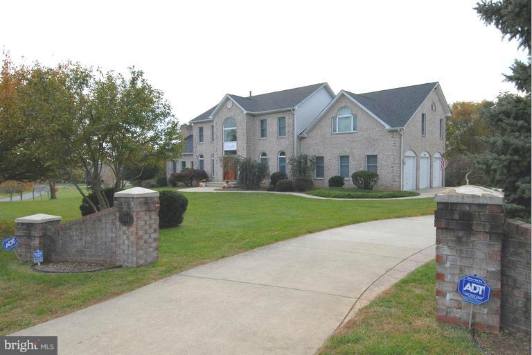 DARNESTOWN OUTSIDE - Residential