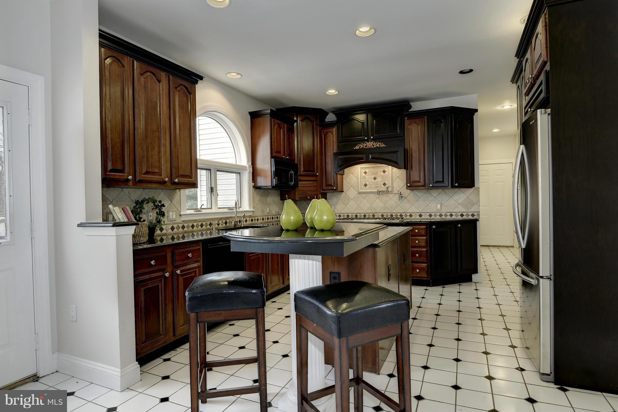 DARNESTOWN OUTSIDE - Residential