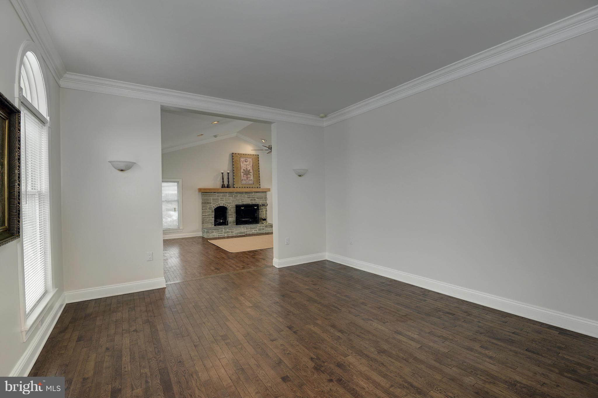 DARNESTOWN OUTSIDE - Residential