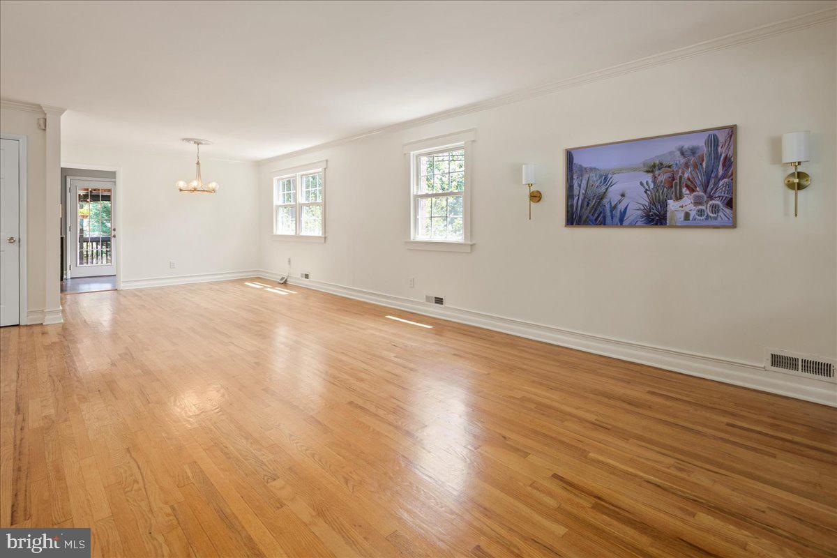 RIVERSIDE ESTATES - Residential