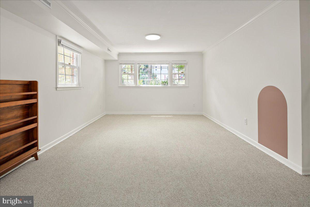 RIVERSIDE ESTATES - Residential