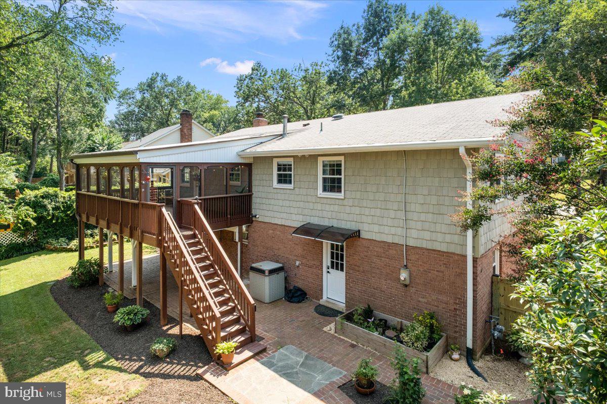 RIVERSIDE ESTATES - Residential