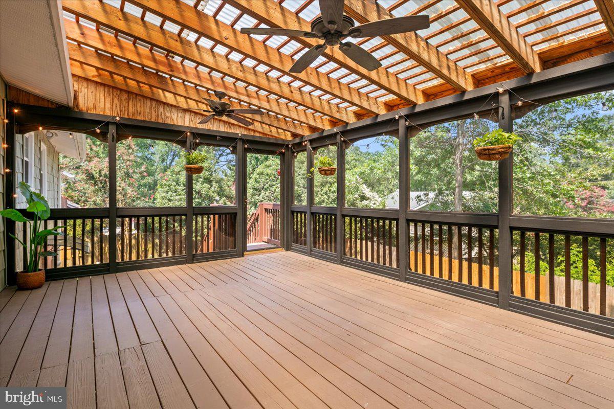 RIVERSIDE ESTATES - Residential