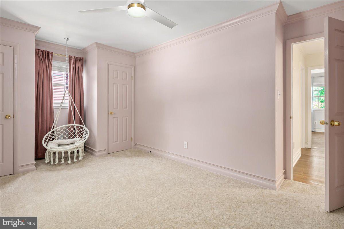 RIVERSIDE ESTATES - Residential