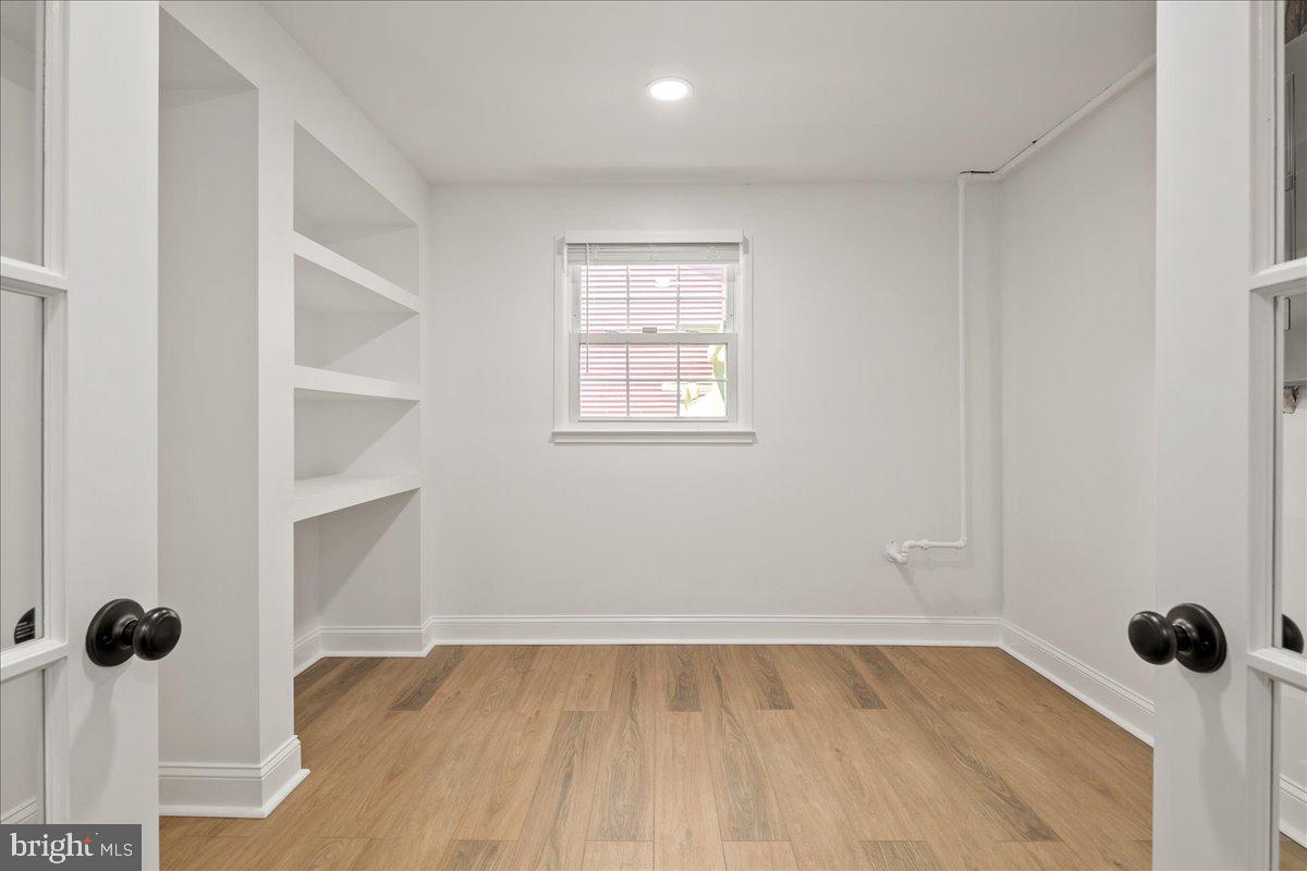 RIVERSIDE ESTATES - Residential