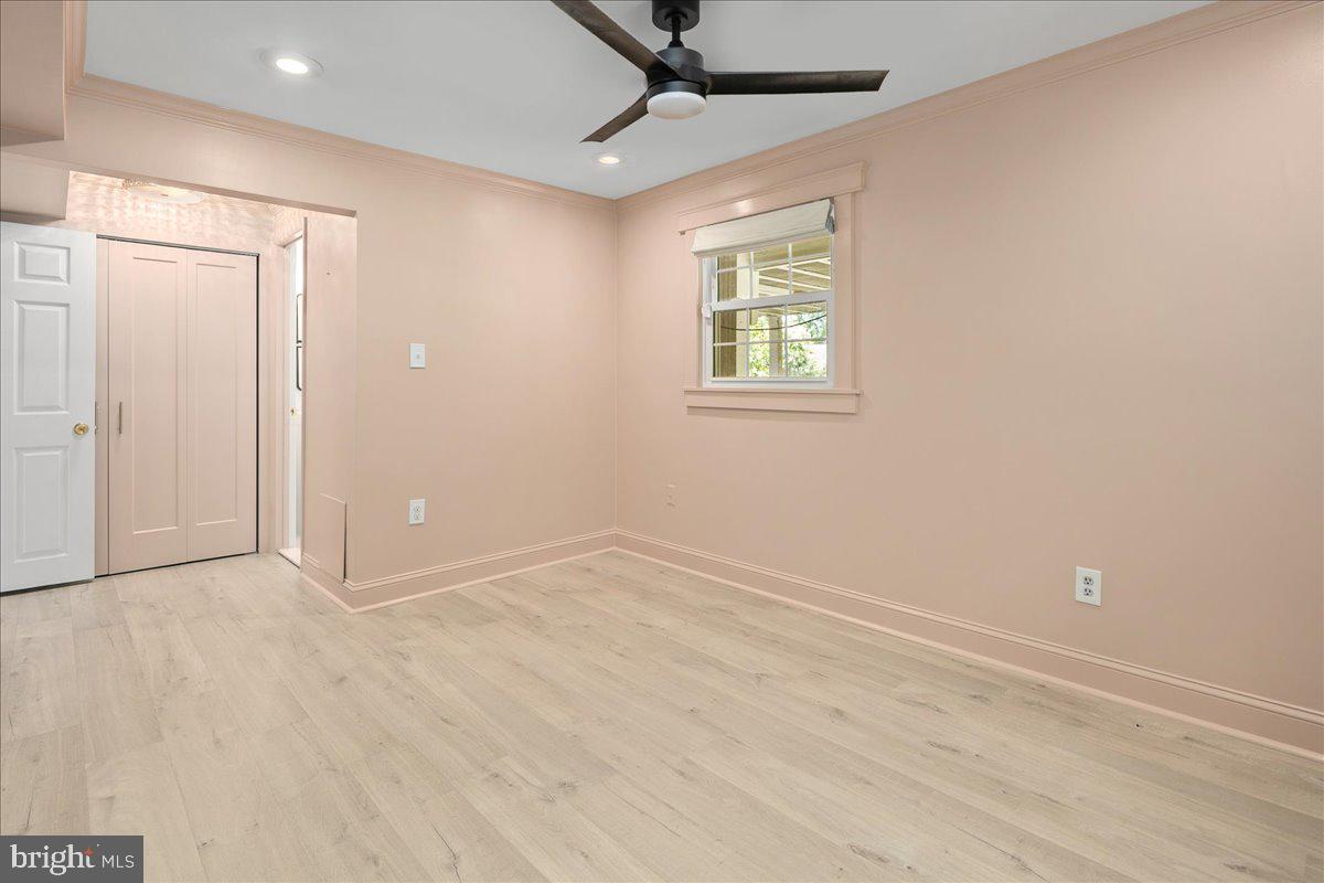 RIVERSIDE ESTATES - Residential