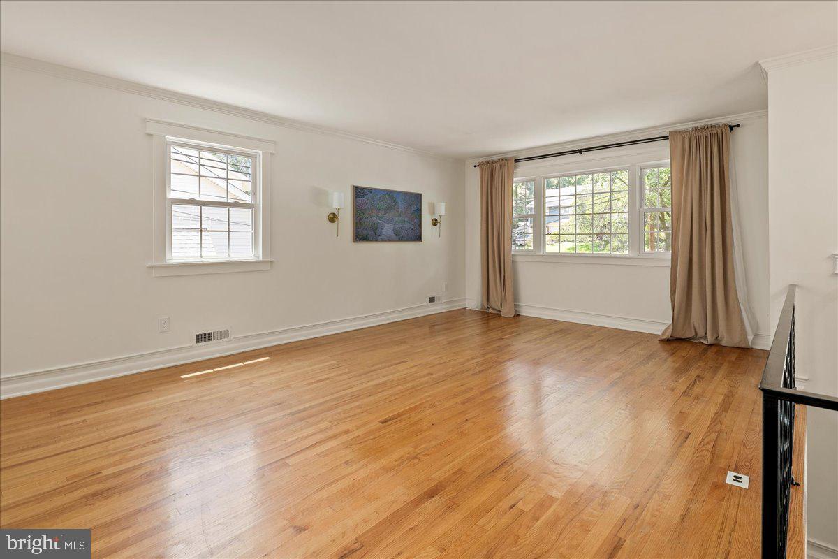 RIVERSIDE ESTATES - Residential