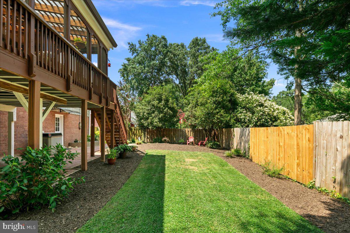 RIVERSIDE ESTATES - Residential