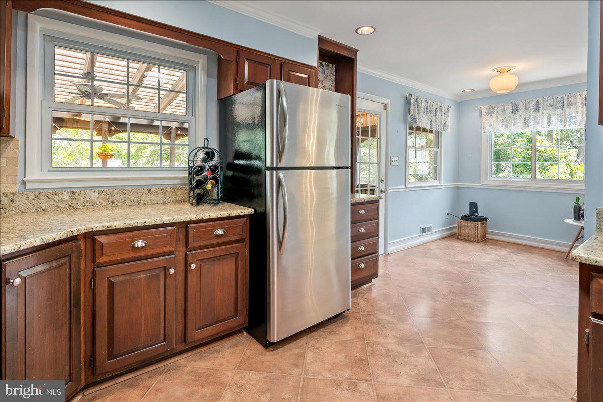 RIVERSIDE ESTATES - Residential